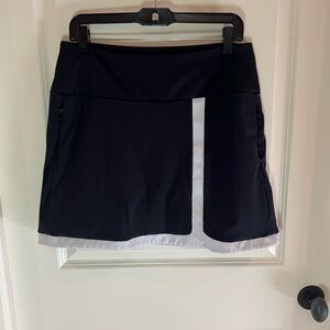 Kinona Simply Sassy Golf Skort Black with White Trim Built in Shorts | Women's L